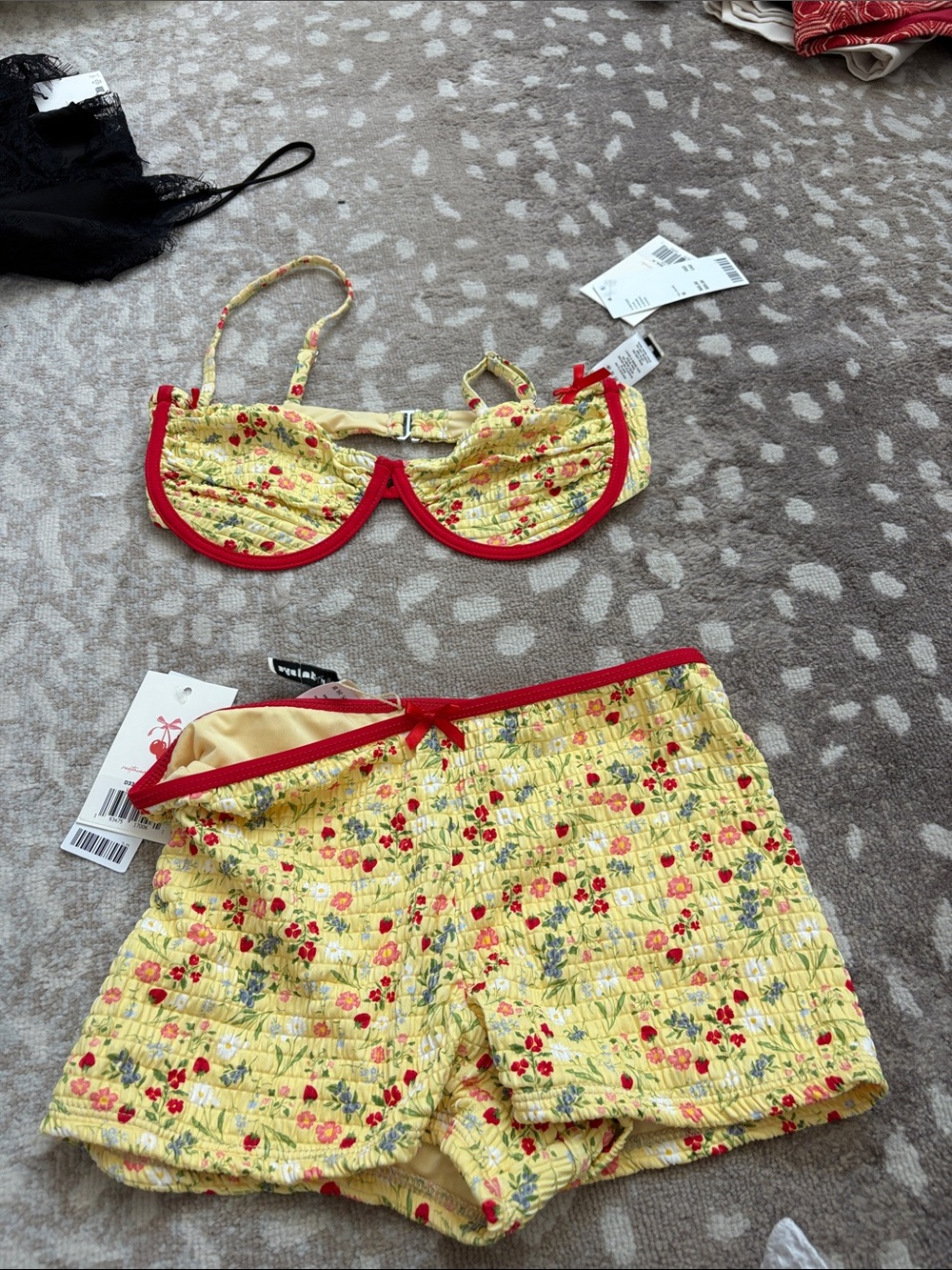 Dippin' Daisy's Yellow Floral Ruffle-Trim Bra & Shorts Set